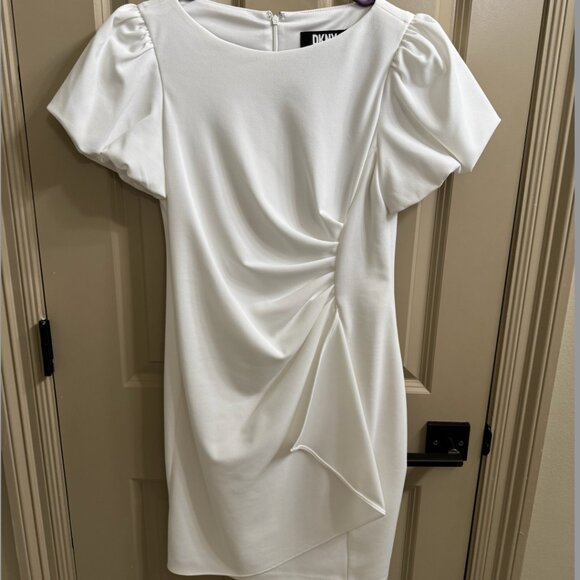 White Dress - Picture 1 of 4